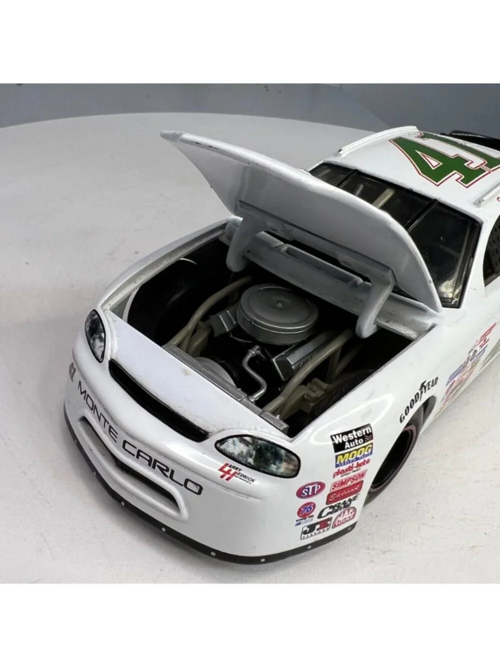 Steve Grissom #41 Kodiak 1997 Revell 1/24 Scale Diecast NASCAR Model Car